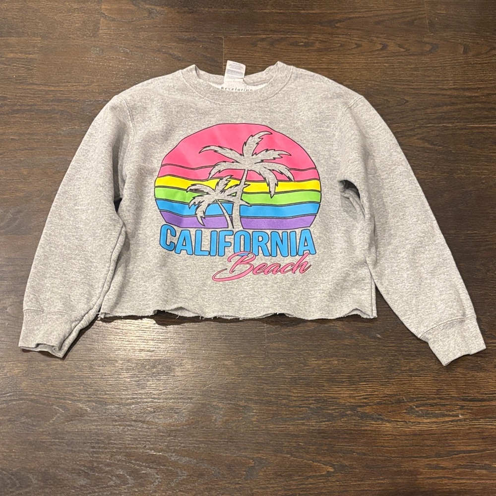 Revelation Girl’s Gray California Beach Sweatshirt Size Medium